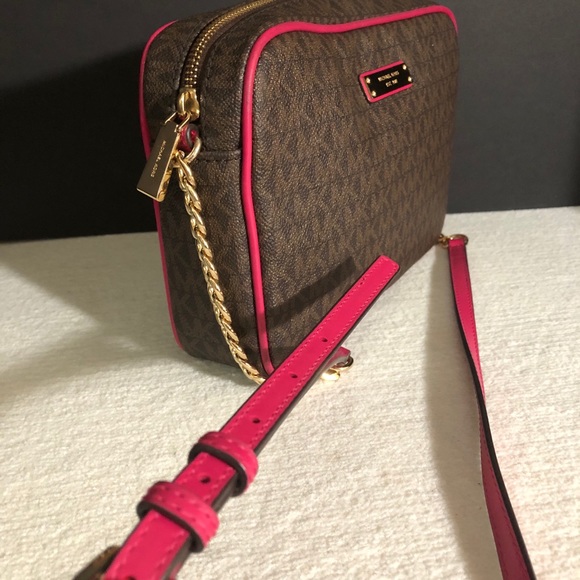 ⚠️Michael Kors Large Jet Set CrossBody ⚠️ - Picture 2 of 8